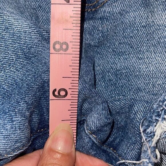 Kensie Jeans Womens Vintage Luxe Raw Hem Distressed‎ Jean Shorts Blue Sz 4/27 - Picture 7 of 7